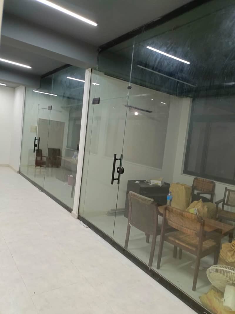 Aluminium Windows/door & Glass Work Shower Cubical/Glass Office Cabin 14