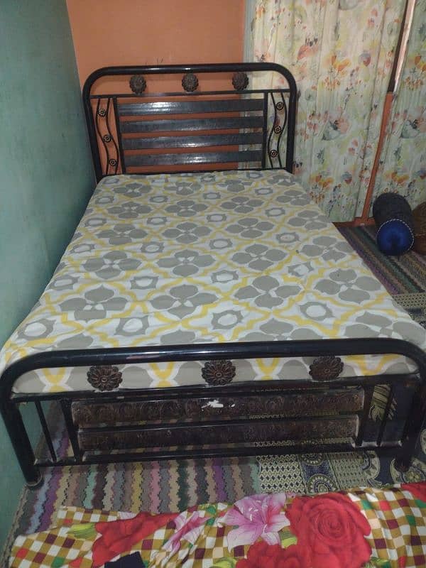 IRON SINGLE BED 1