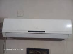 Gree 1.5 ton Dc inverter