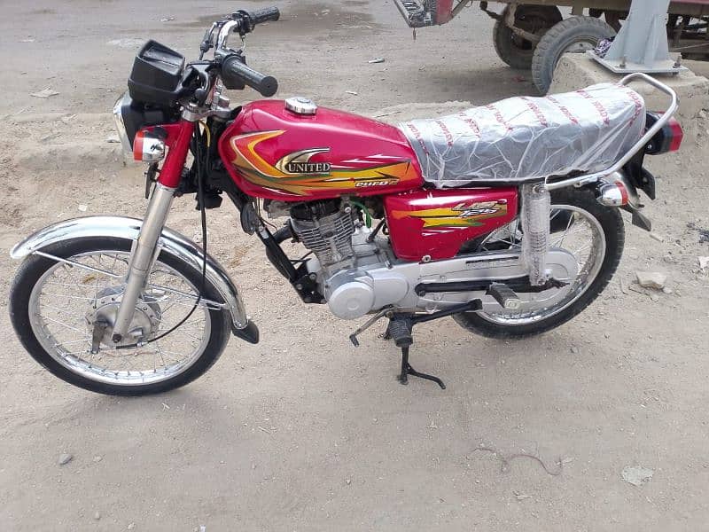 United 125 cc bike Karachi number 1