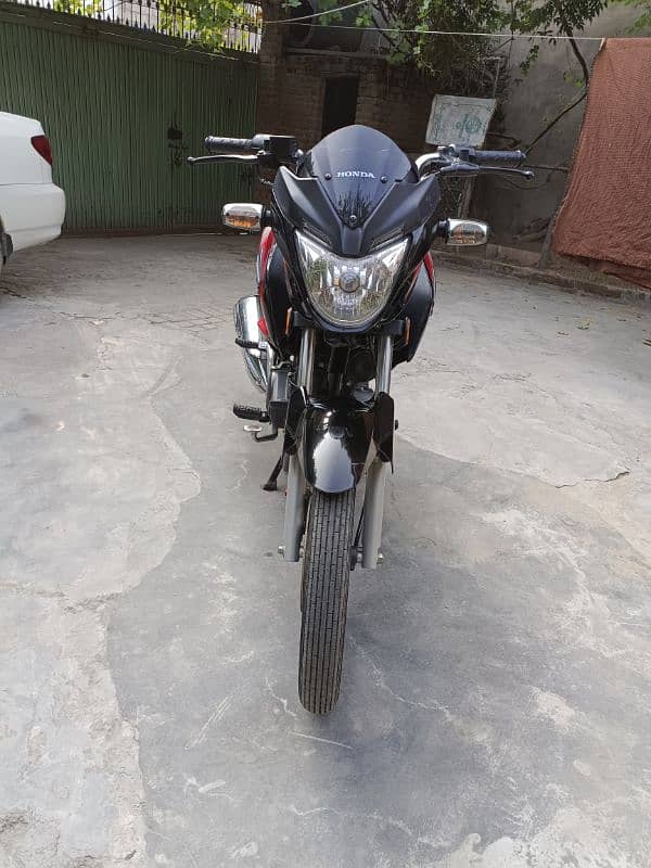 Honda Cb 150 F like new condition 5000 km drive ph. 03316538786 6