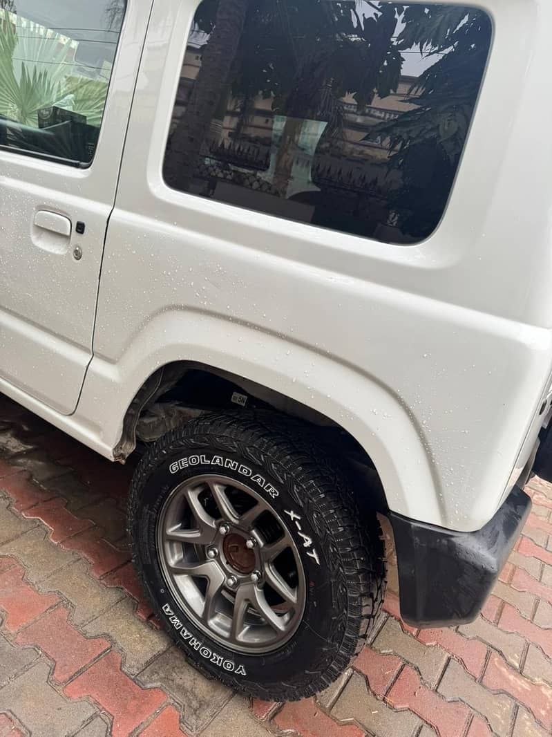 Selling my : Suzuki Jimny Turbo 2021 7