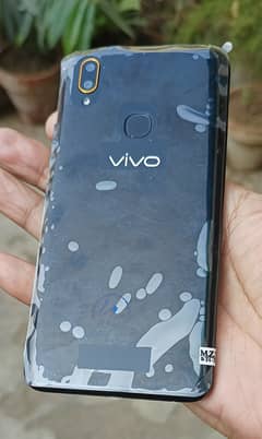 Vivo Y85 Dual Sim 4+64 GB { Phone Used Nhy Hai. See Pic's In Ad }