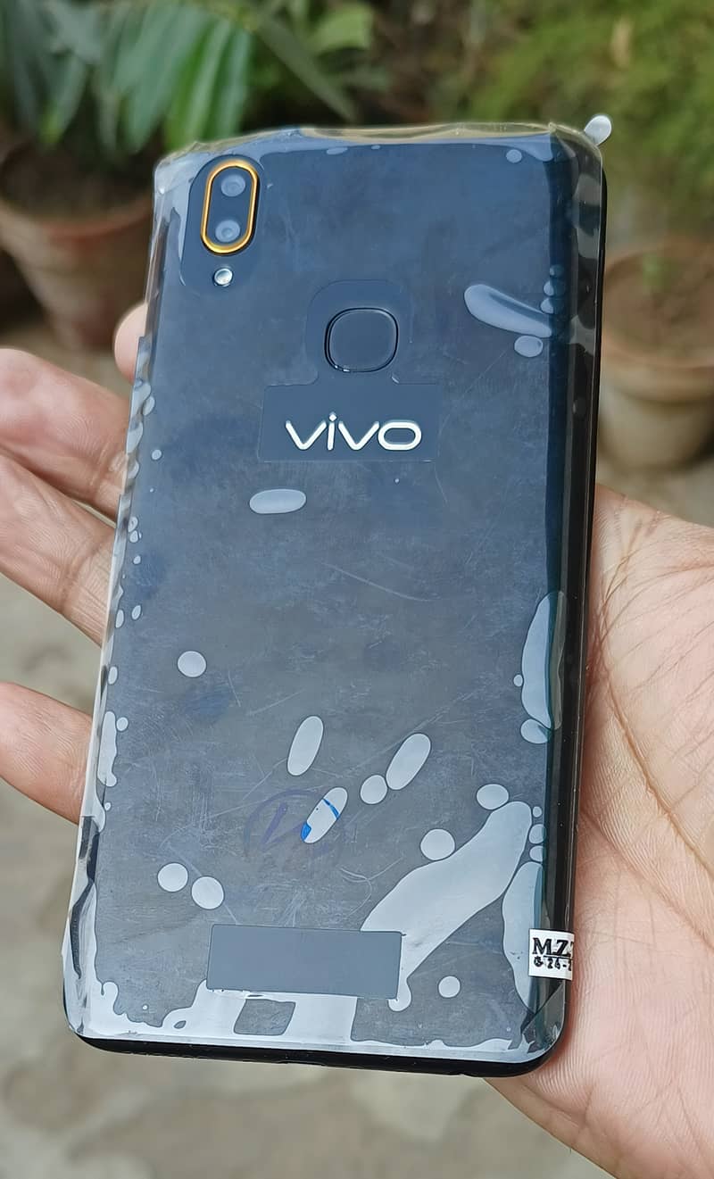 Vivo Y85 Dual Sim 4+64 GB { Phone Used Nhy Hai. See Pic's In Ad } 1