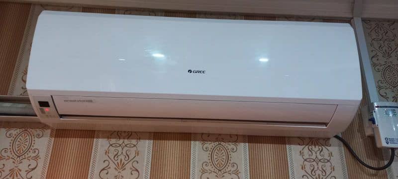 Gree 1.5 ton inverter Ac heat and cool 0