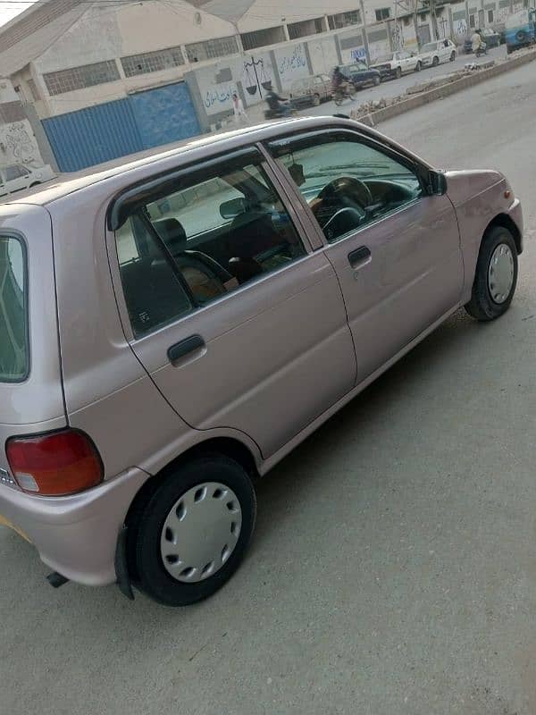 Daihatsu Cuore 2005 4