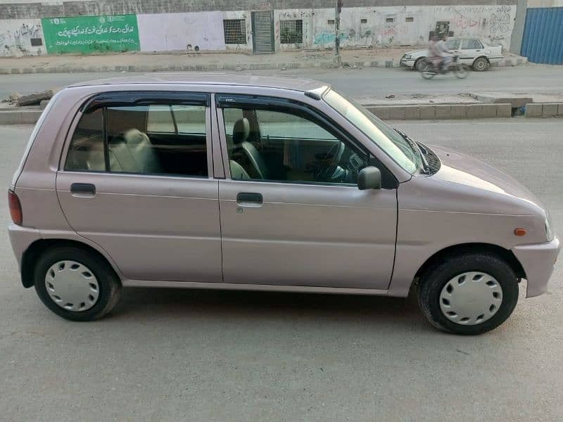 Daihatsu Cuore 2005 11