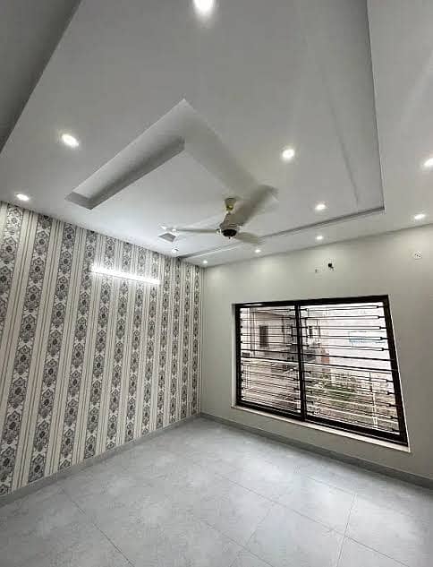 Brand New Type Portion With Gas Separate Gate Fully Independent Near To Market ND Park 5