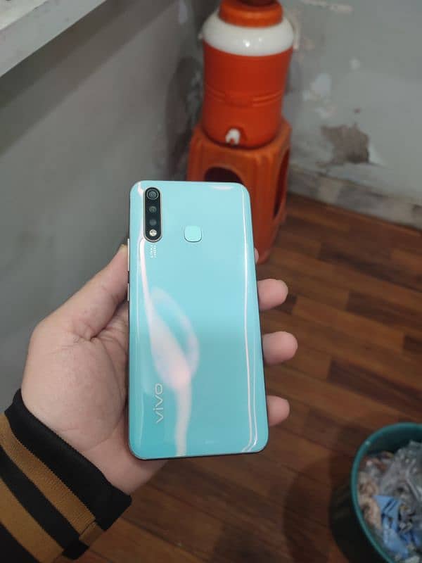 VIVO Y19  8GB 256GB 1