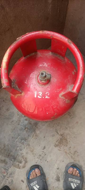 For sale 13.5 kg gas slander 1