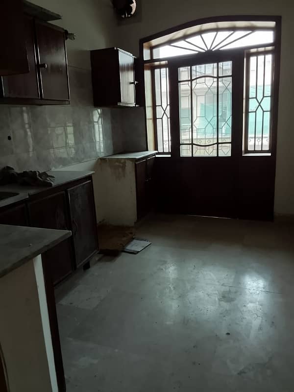 1 Kanal Single Storey House For Rent 3