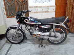 Honda 125 original documents biometric moqe pe mil jy gi