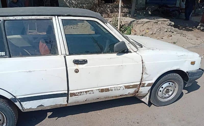 Toyota Starlet 1984 Buy & Drive 5