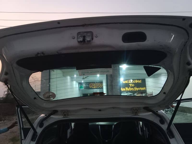 Suzuki Cultus VXL 2019 12