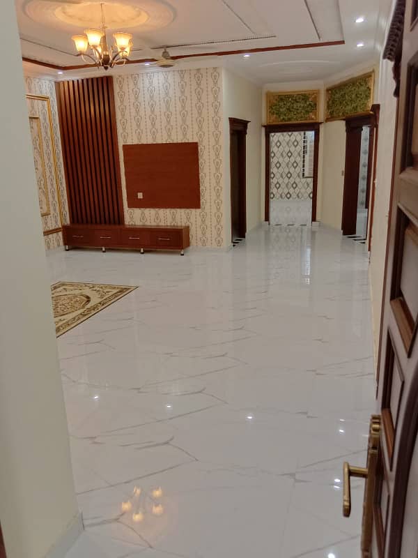 12 Marla Used House Is Available For Sale In Johar Town Opposite Emporium Mall 8