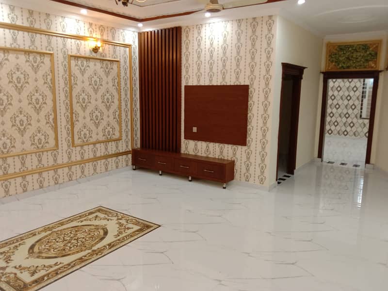 12 Marla Used House Is Available For Sale In Johar Town Opposite Emporium Mall 18