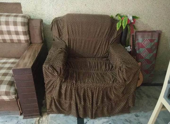 5 SEATER SOFA SET FOR SALE 1