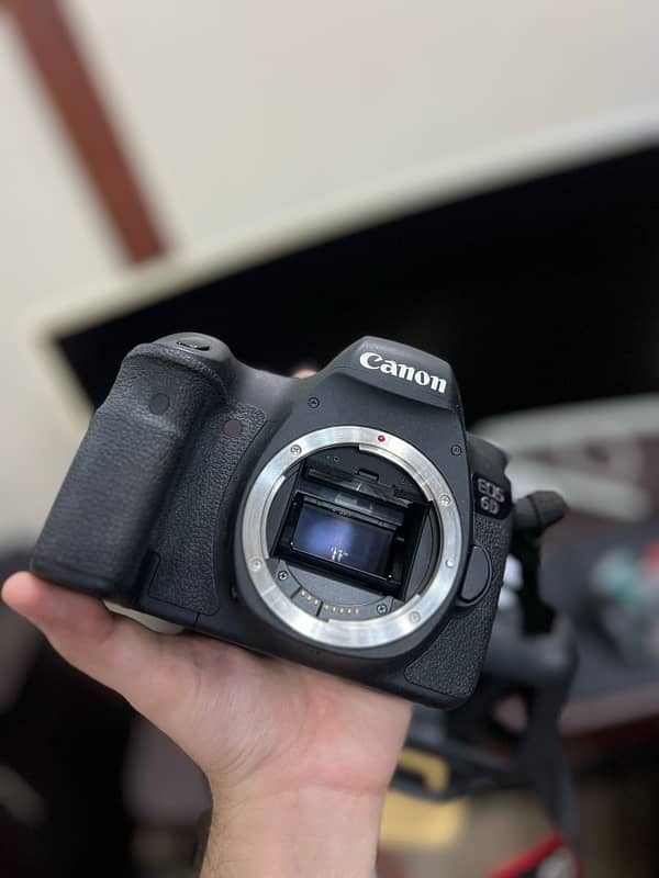 Canon 6D (Full Frame) camera with box 12