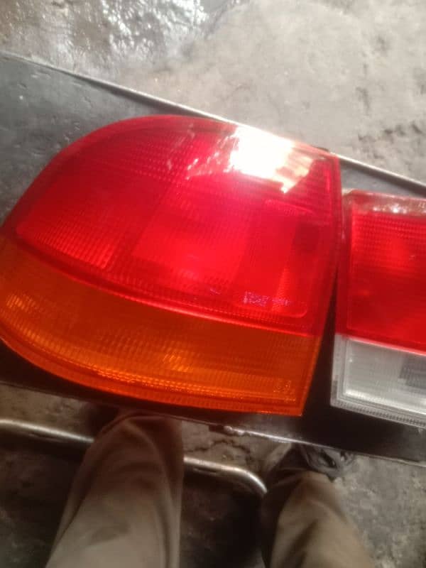 Honda civic 98 back light and trunk Digi 4