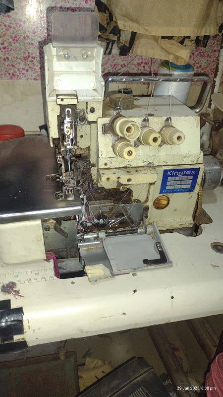 overlock machine urgent sale 1