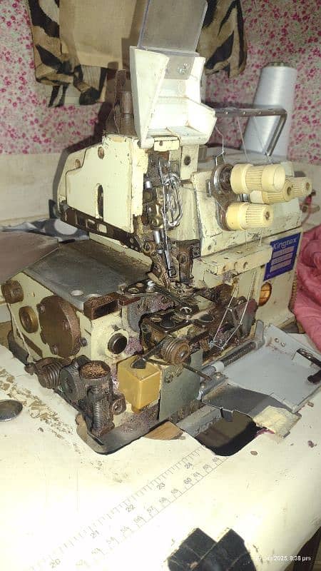 overlock machine urgent sale 2