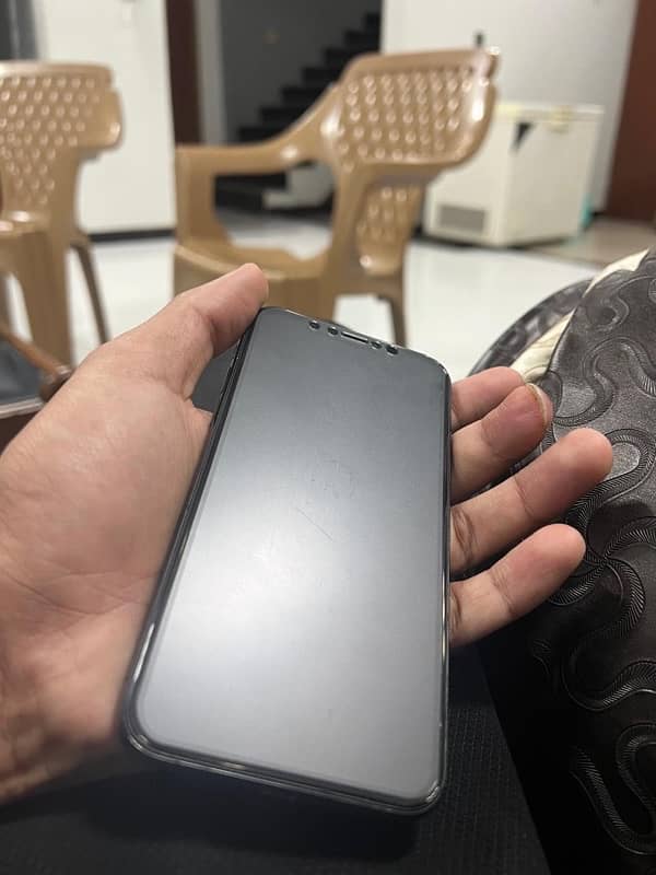 iPhone 11 pro 0