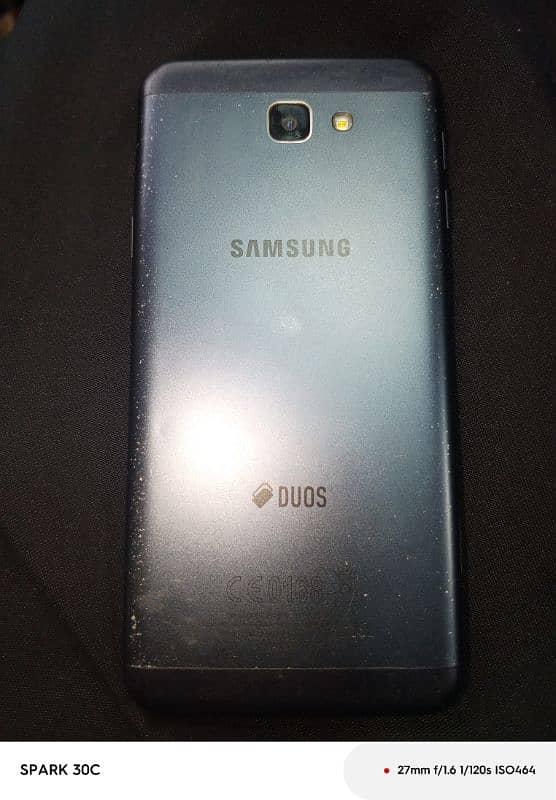 Samsung j5 mobile 0