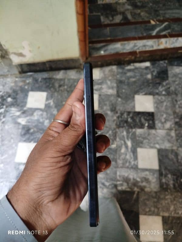 Infinix Hot 40i 8/256 Black 3