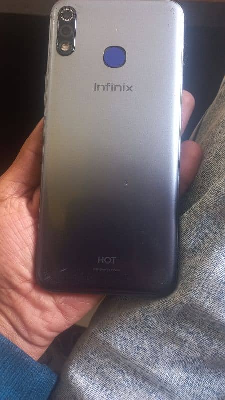 infinix hot 8 lite 1