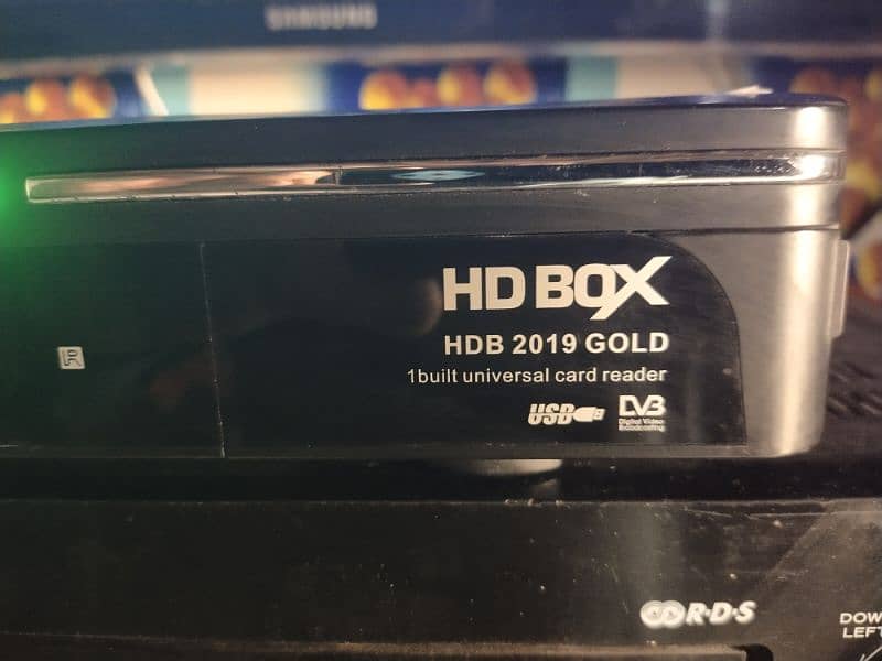 HD BOX GOLD 2019 1