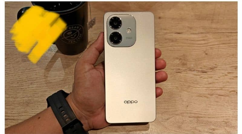 Oppo A3 128GB white 2 days used 4