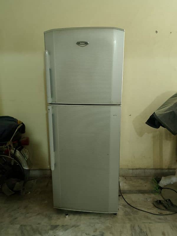 refrigerator acche condition mein bilkul saf hy no raperng full size h 1