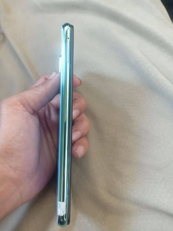 vivo y17 urgent sale mob. 8