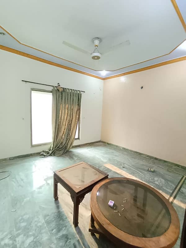 Eden Garden Society Boundary Wall Canal Road Faisalabad 5 Marla Double Storey House For Rent 4 Bedroom Attached Bath Attached 11