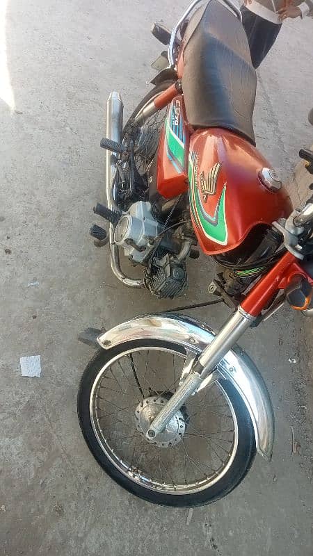 Honda 70 model 17 location Gujranwala 1