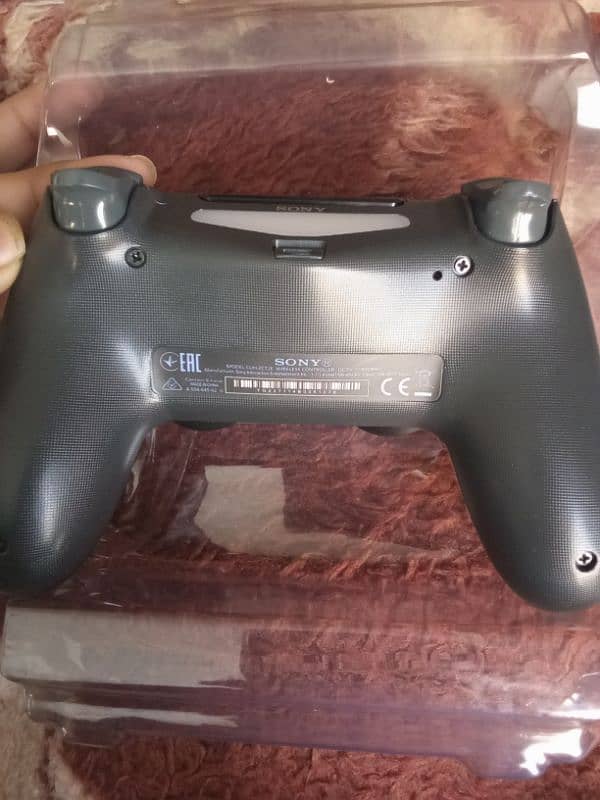 ps4 wireless controller new with cable 1