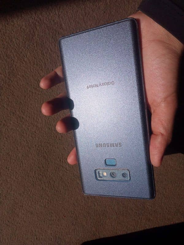 Samsung note 9 with original box 2