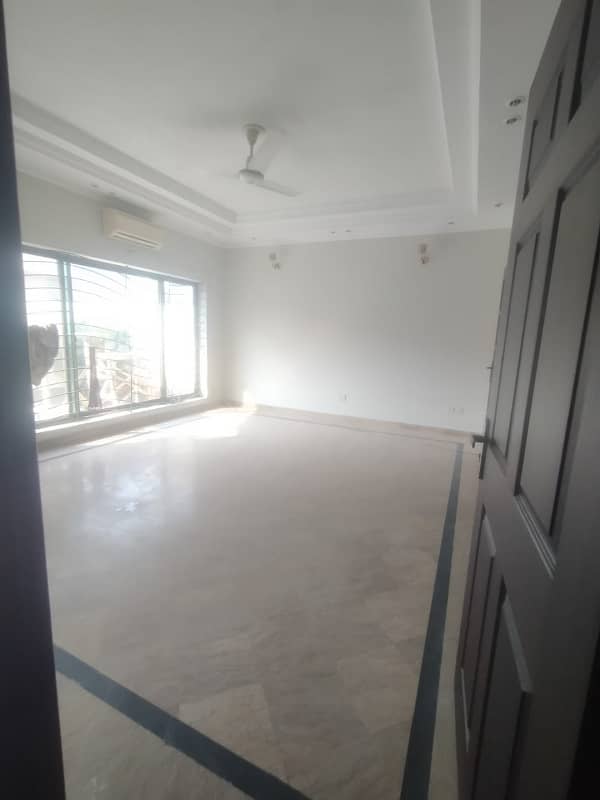 Wapda Town G Block 10 Marla Double Storey Full House Available For Rent 2