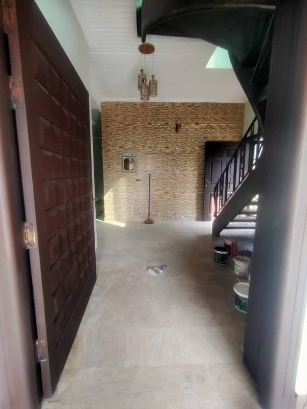 Wapda Town G Block 10 Marla Double Storey Full House Available For Rent 3