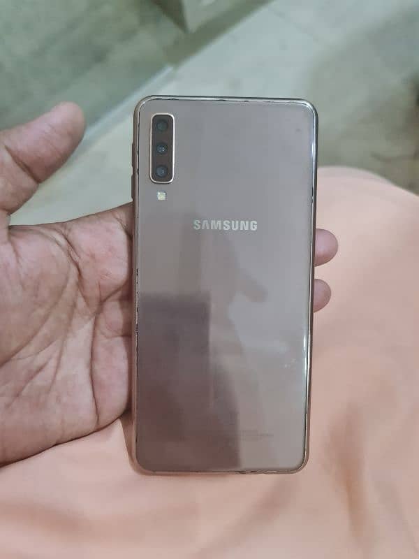 Samsung A7 2018 4gb 128gb 1