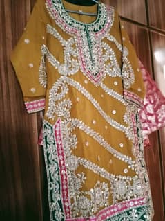 Quality Mehandi dress  Small to medium size