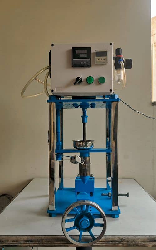 Automatic Cable Molding, Soldering Machine + 50kg auto Compressor. 6