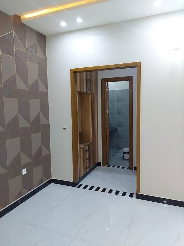 10 Marla Brand New House For Rent MODEL CITY 1 FAISALABAD VIP LOCATION Park Facing 12