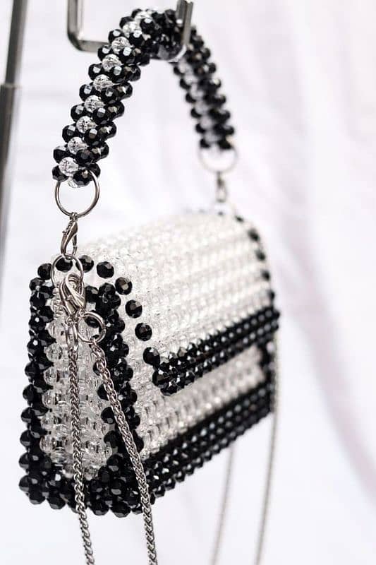 that's why you call to black and white  handbag message on 03158384861 0