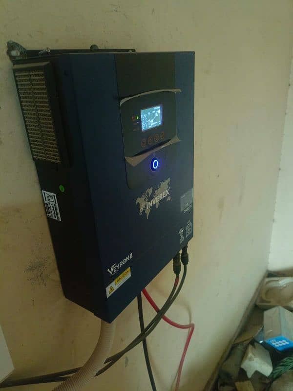 brand new inverex inverter 2.5kw 9