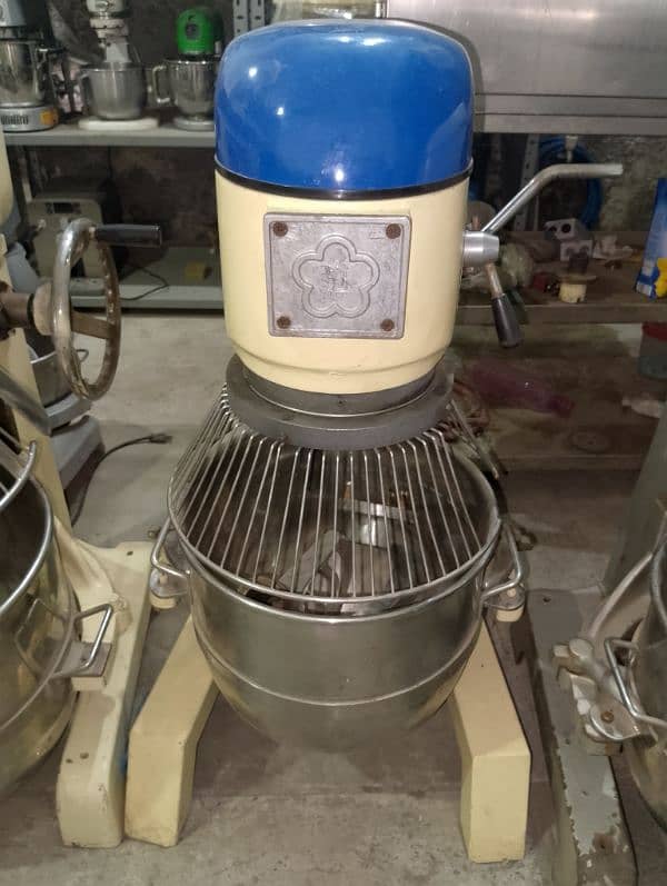 dough mixer 3kg 5kg 7kg 10kg 15kg 20kg spiral pizza oven fryer table 0