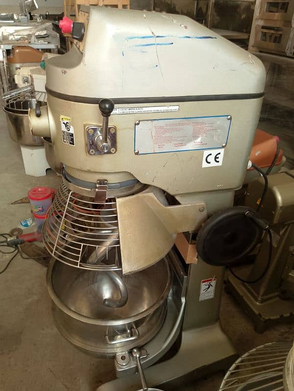 dough mixer 3kg 5kg 7kg 10kg 15kg 20kg spiral pizza oven fryer table 11