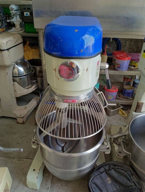 dough mixer 3kg 5kg 7kg 10kg 15kg 20kg spiral pizza oven fryer table 16