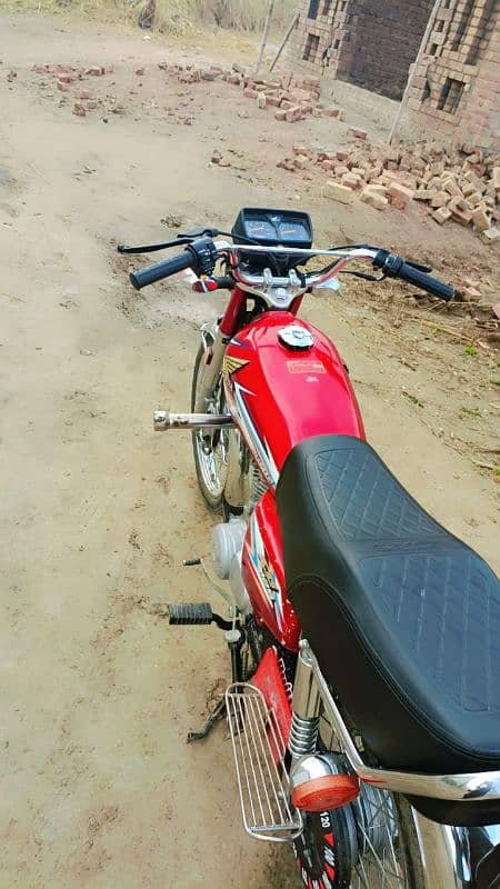 Honda 125 2016 model for sale WhatsApp number 03314594754) 0