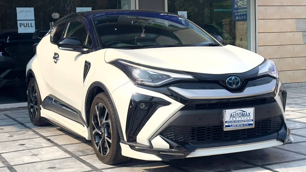 Toyota C-HR Hybrid - 2020 1